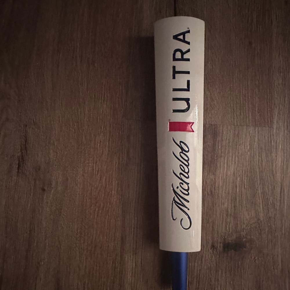 Michelob Ultra tap handle